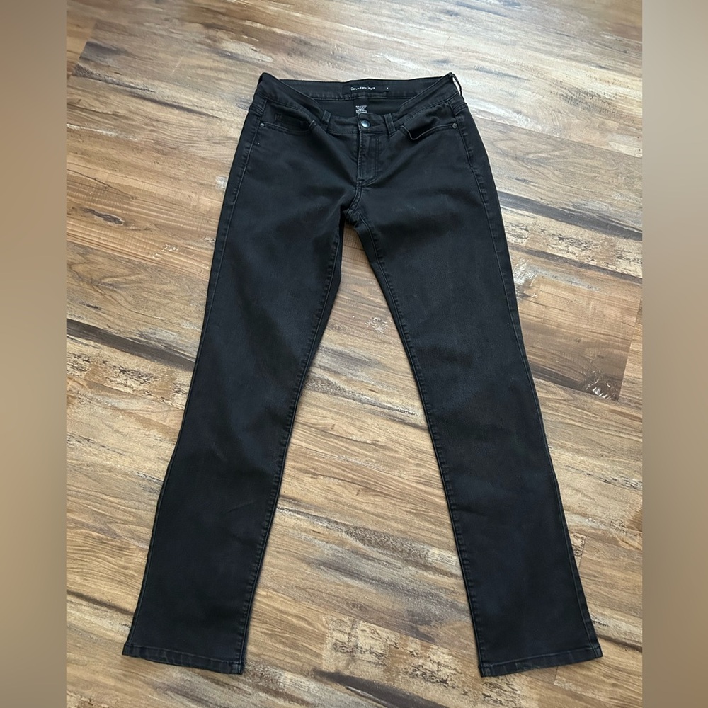 Calvin Klein Sz 4